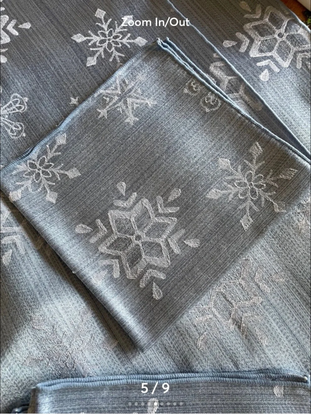 Holiday Winter Snowflake Tablecloth and Napkin Set - Ice Blue